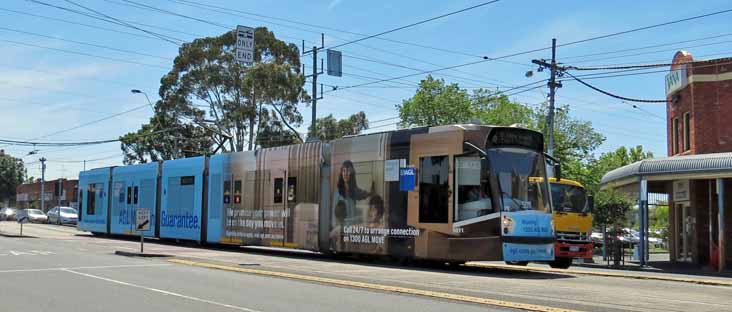 Yarra Trams Combino AGL 5011